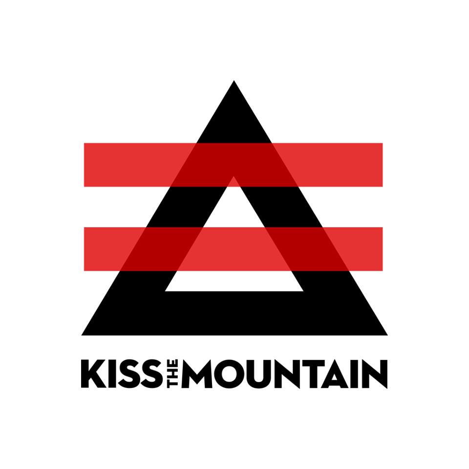 (c) Kissthemountain.com