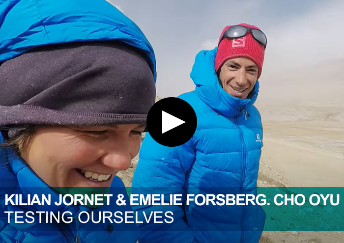 Kilian Jornet & Emelie Forsberg. Cho Oyu. Testing Ourselves